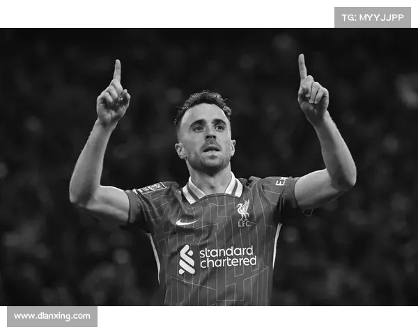 拜仁全体默哀一分钟悼念若塔兄弟表达深切哀思与悲痛 拜仁全体默哀一分钟悼念若塔兄弟表达深切哀思与悲痛